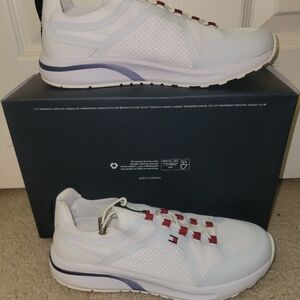 Tommy Hilfiger Shoes White and Red size 8.5 womens